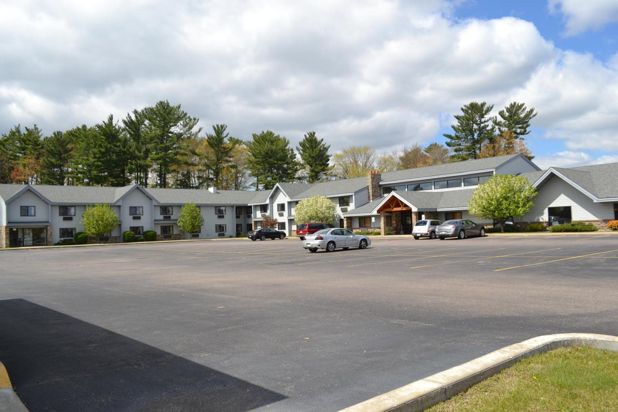 Cobblestone Hotel & Suites - Wisconsin Rapids Kültér fotó