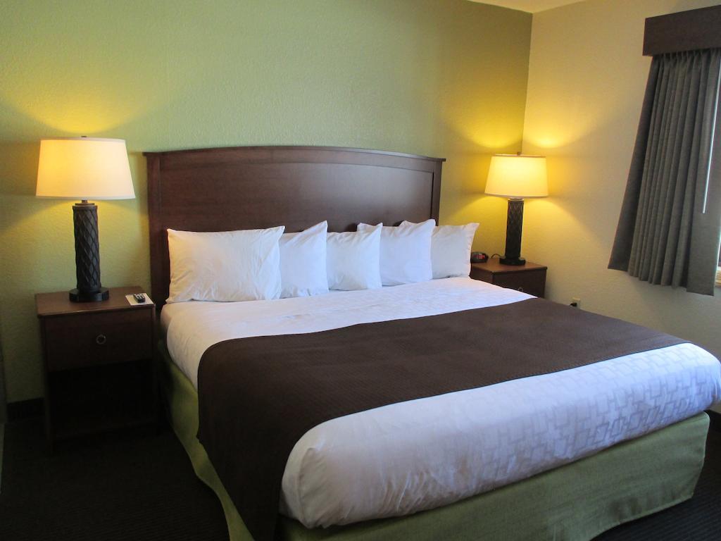Cobblestone Hotel & Suites - Wisconsin Rapids Kültér fotó