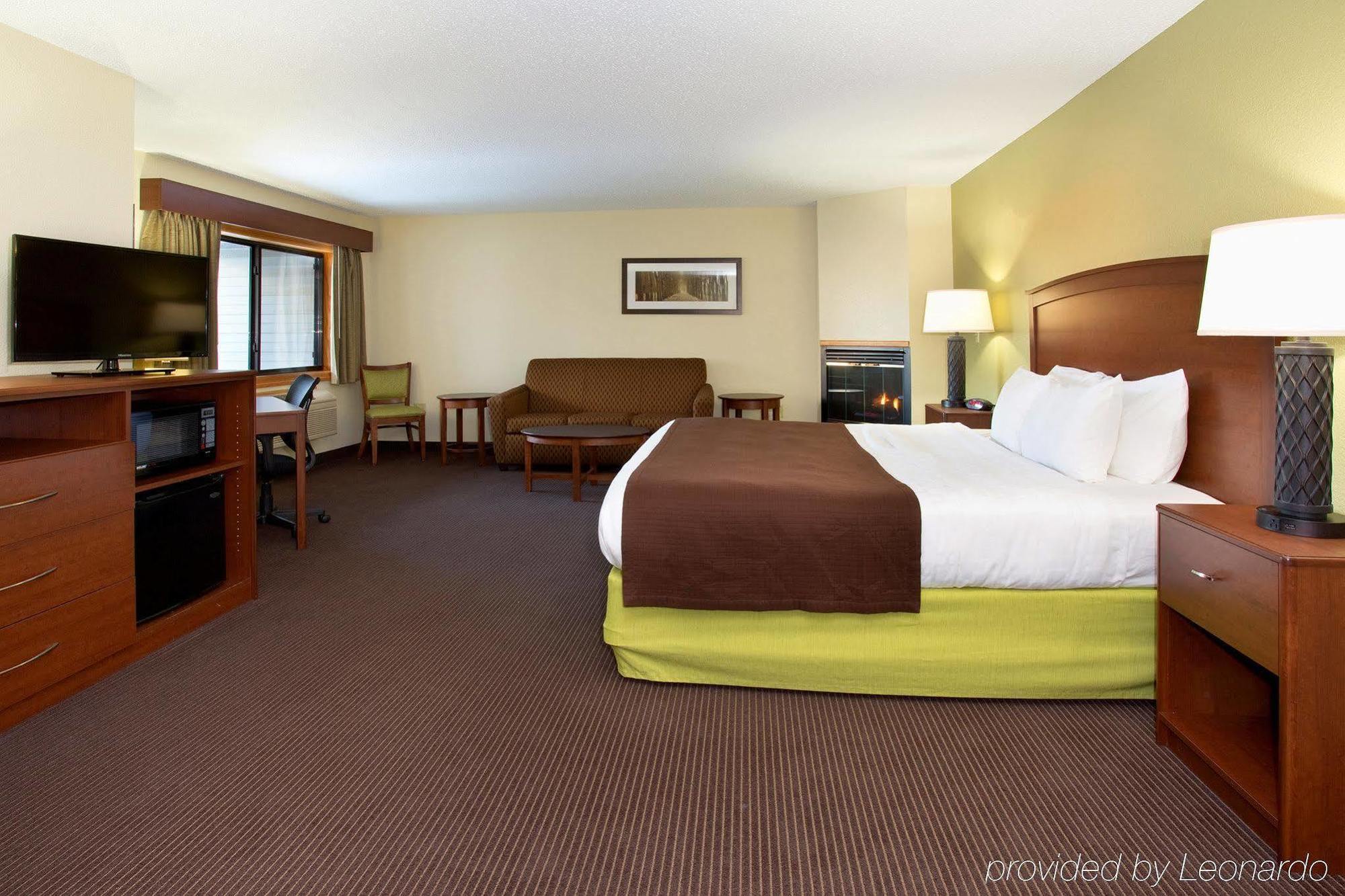 Cobblestone Hotel & Suites - Wisconsin Rapids Kültér fotó