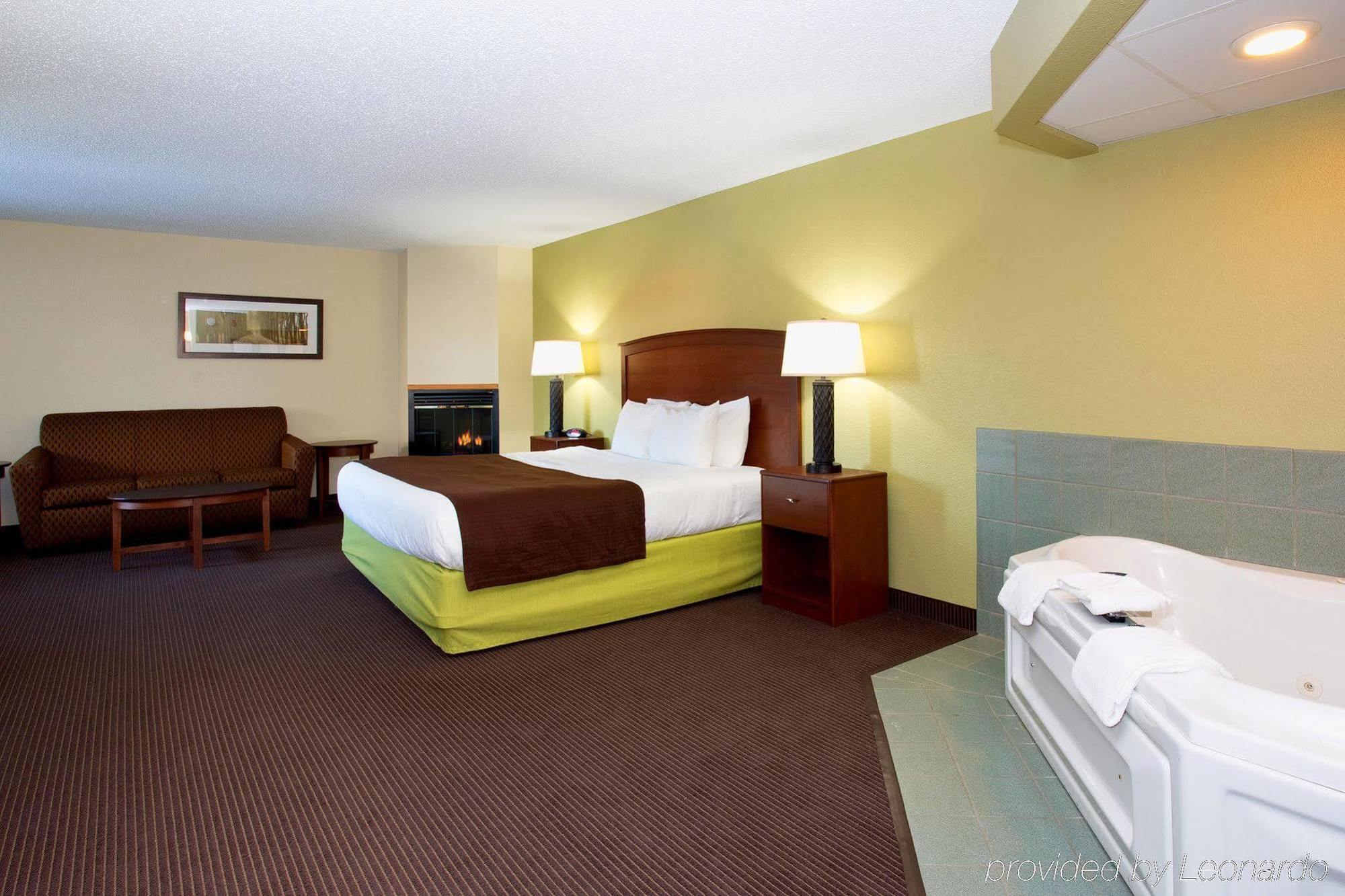 Cobblestone Hotel & Suites - Wisconsin Rapids Kültér fotó