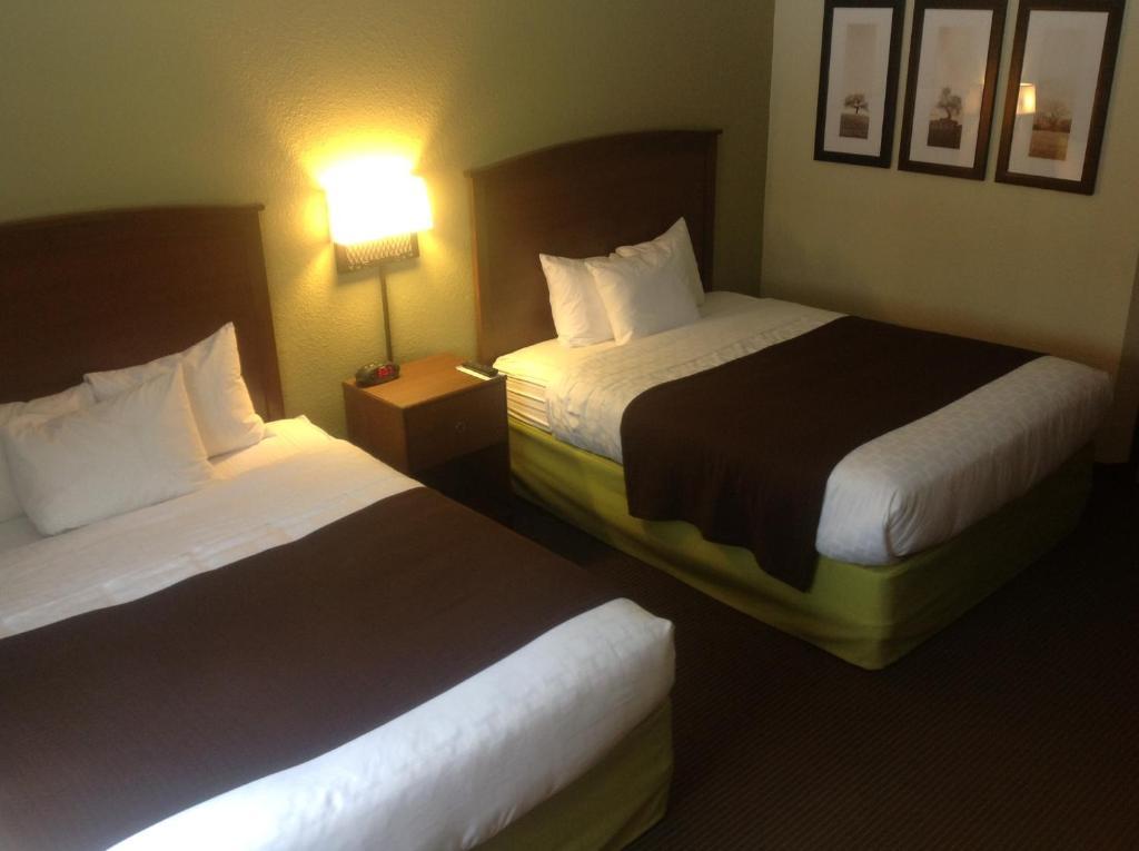 Cobblestone Hotel & Suites - Wisconsin Rapids Szoba fotó